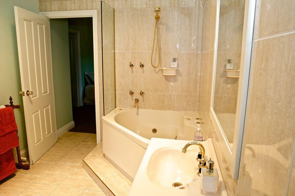 Motel Holly Lane Mews Yarra Glen Zewnętrze zdjęcie