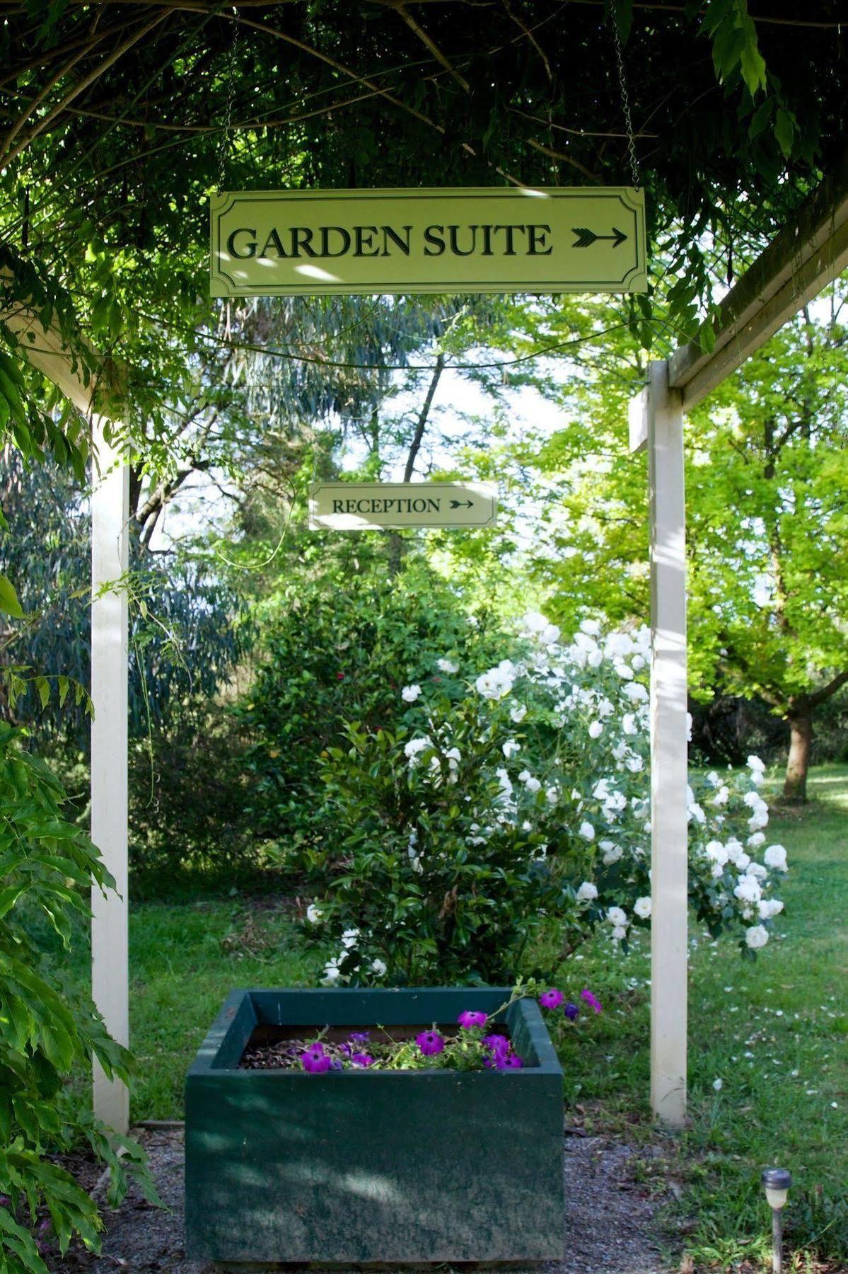 Motel Holly Lane Mews Yarra Glen Zewnętrze zdjęcie